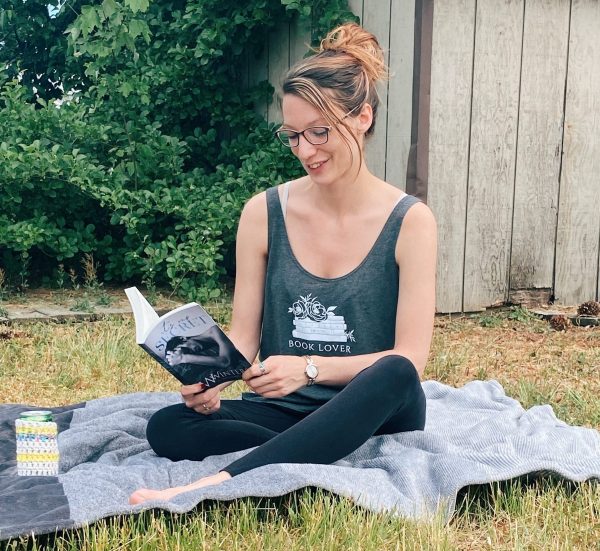 Charcoal Book Lover Flowy Tank